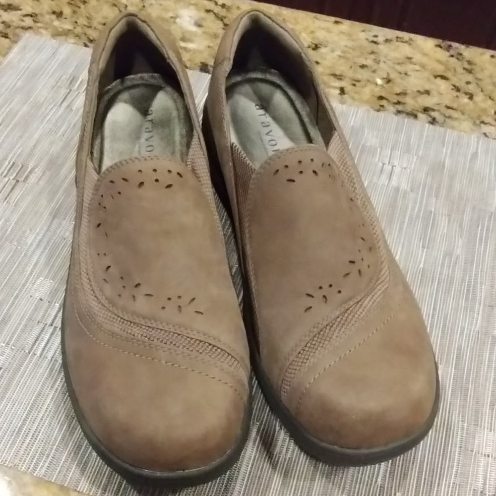 Aravon by New Balance Revsolace Brown Leather Shoes Size 10B